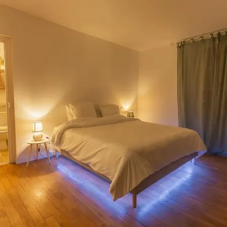 L'estagnole Pour 2 Personnes, Jacuzzi, Hammam Hébergement de vacances