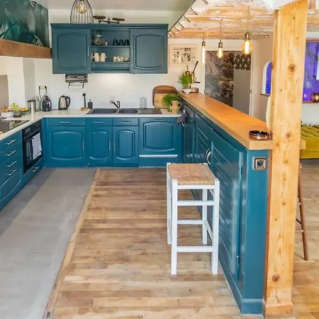 Hébergement de vacances L'estagnole Pour 2 Personnes, Jacuzzi, Hammam *