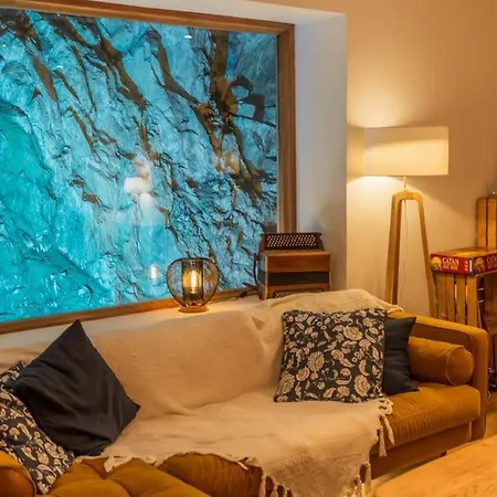 L'estagnole Pour 2 Personnes, Jacuzzi, Hammam Holiday home *